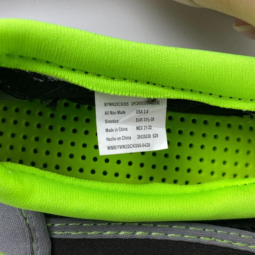 Wonder Nation Water Swim Shoes Shoes Kids Size‎ 2-3 Green Black Gray Mesh Upper